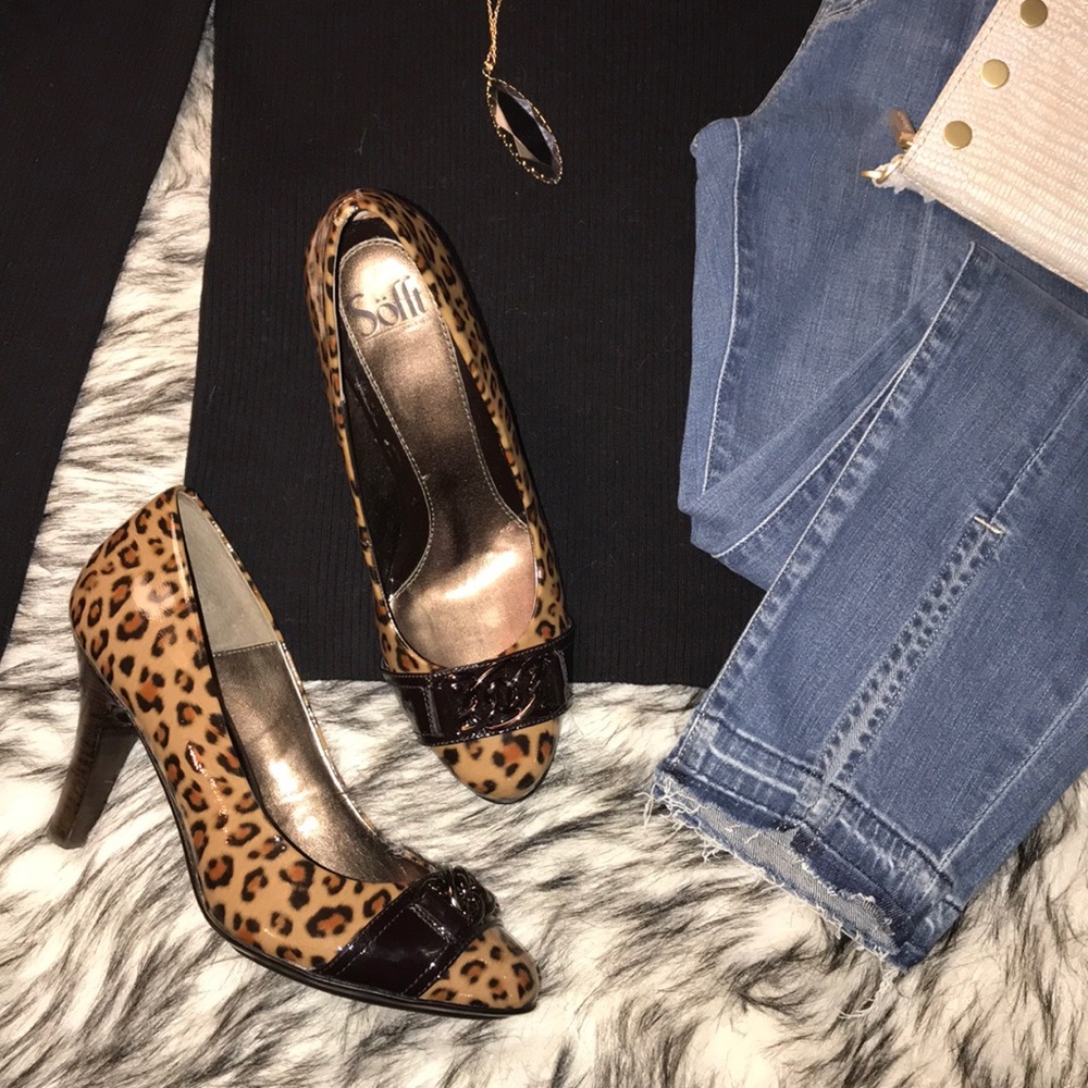 NWOT Sofft Patent Leather Leopard Pumps